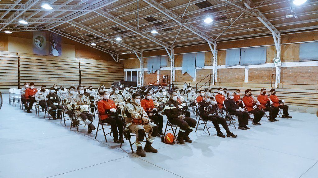 Lectura Memoria Anual año 2020-2021 en conmemoración de su Aniversario N° 81 Cuerpo de Bomberos de Curacavi.
#Bomberos #Curacavi #aniversario