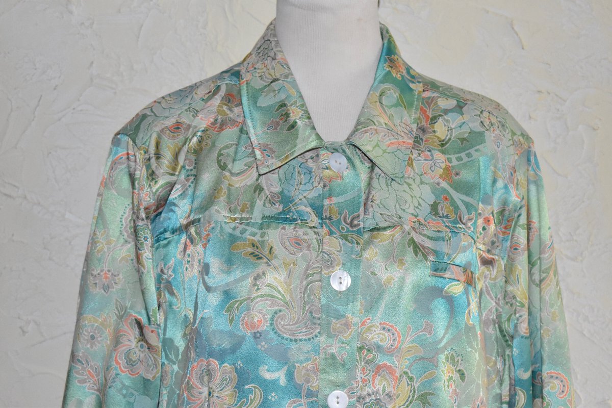 Wisdom_Lane's tweet image. Collectible C. J. Banks Ladies Button Front Jacket Or Coat With Multi Color Floral Pattern Green Pink And White Pastel Colors Size 2X tuppu.net/43c28634 #WisdomLane #Etsy #ButtonFront