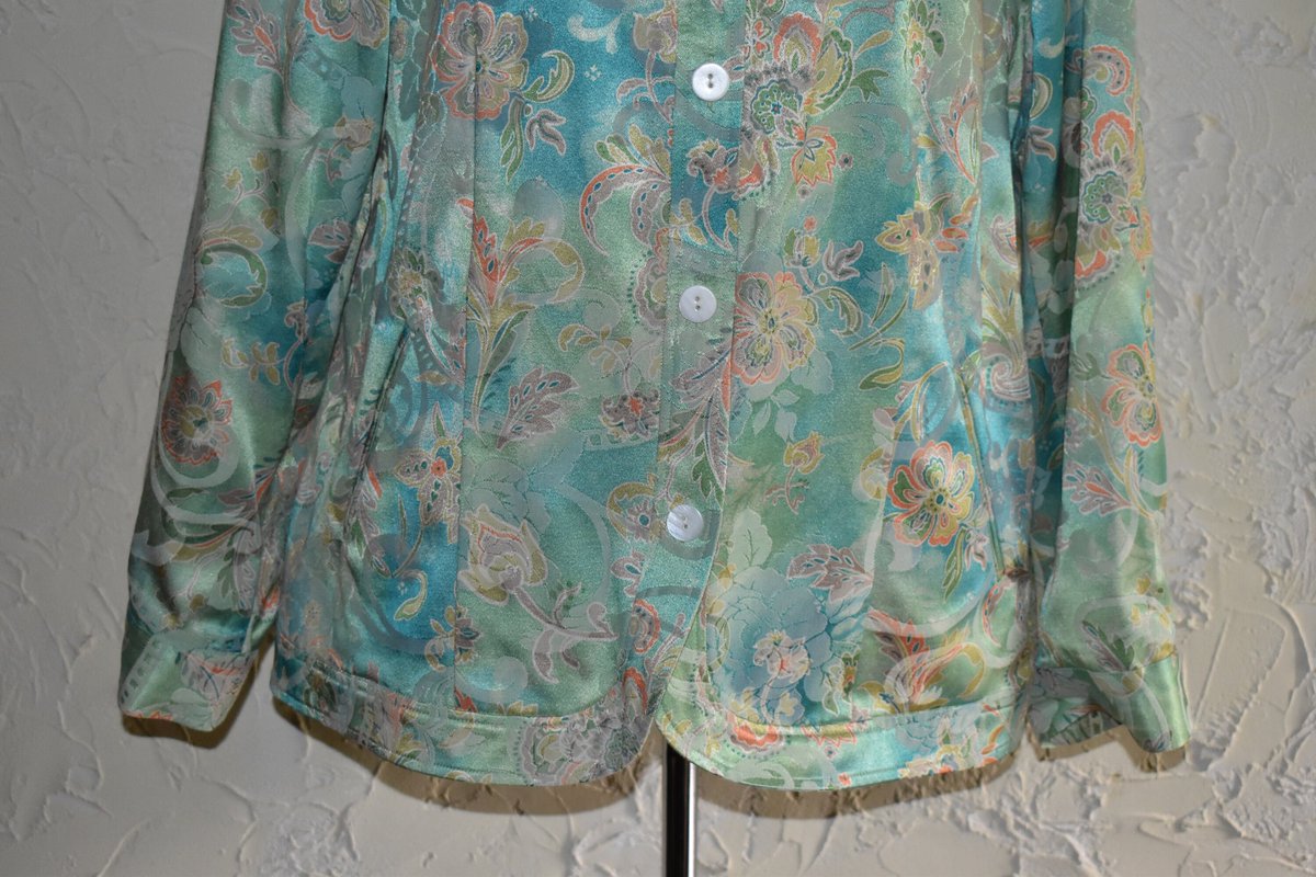 Wisdom_Lane's tweet image. Collectible C. J. Banks Ladies Button Front Jacket Or Coat With Multi Color Floral Pattern Green Pink And White Pastel Colors Size 2X tuppu.net/43c28634 #WisdomLane #Etsy #ButtonFront