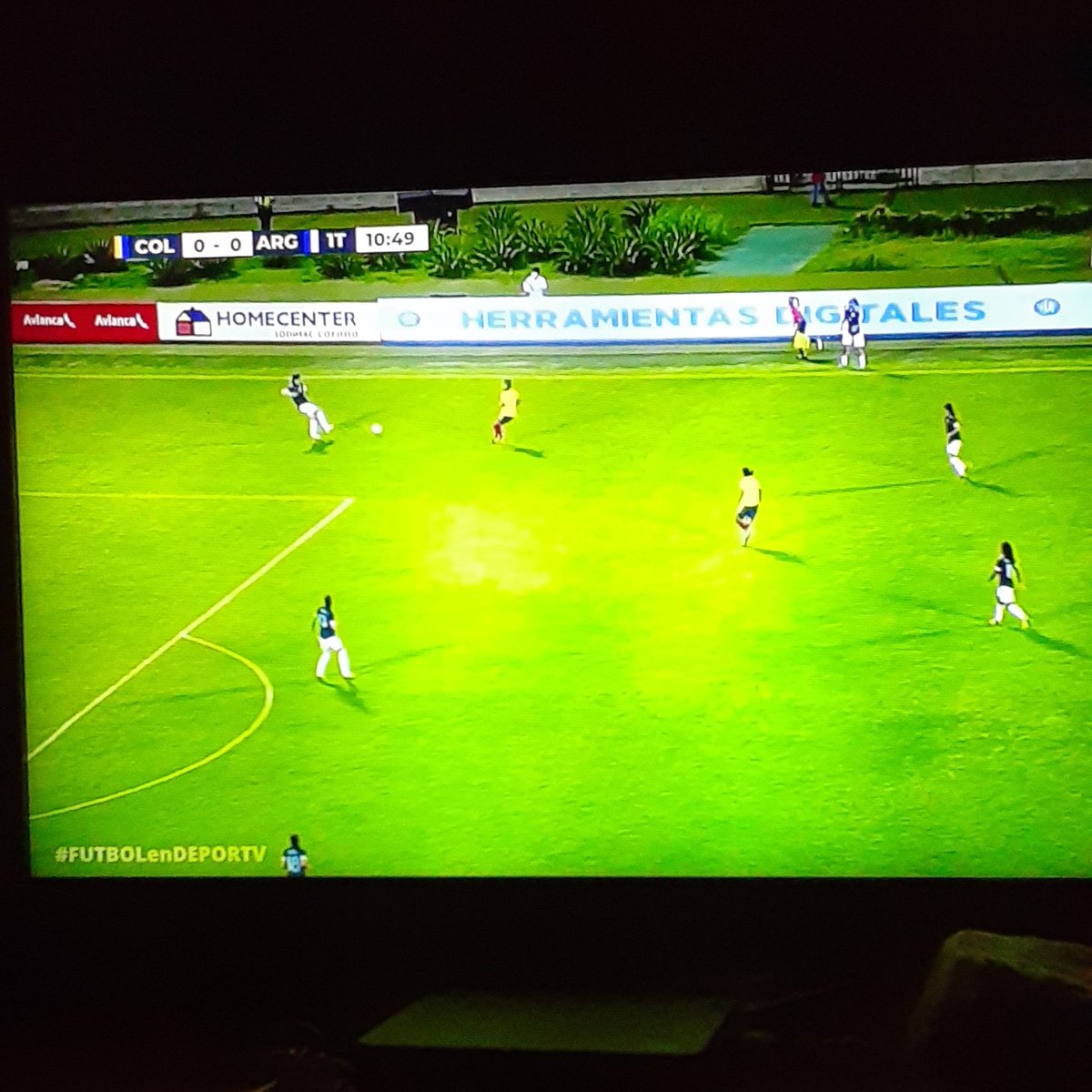 piojo1588's tweet photo. Vamos la selección!!! 💪⚽️🇦🇷💚#FUTBOLenDEPORTV @afa @FemeninoAFA https://t.co/ygsYlyPURn