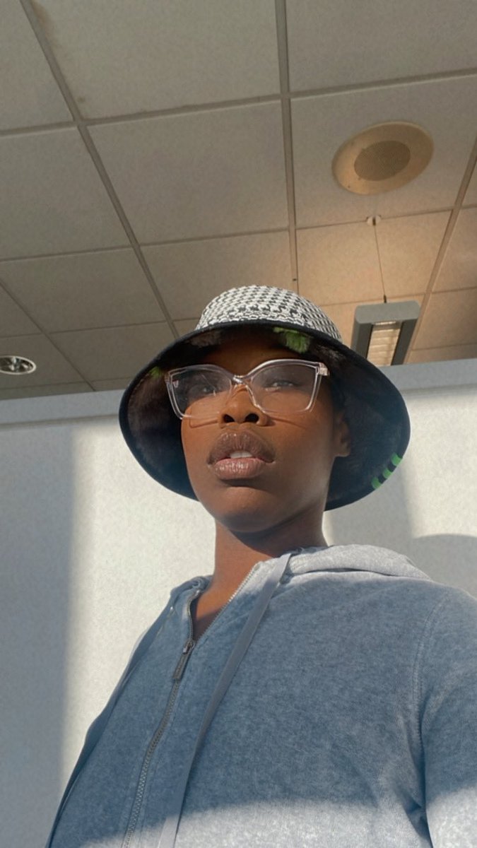 The Humiliation Machine 🎰 tweet media