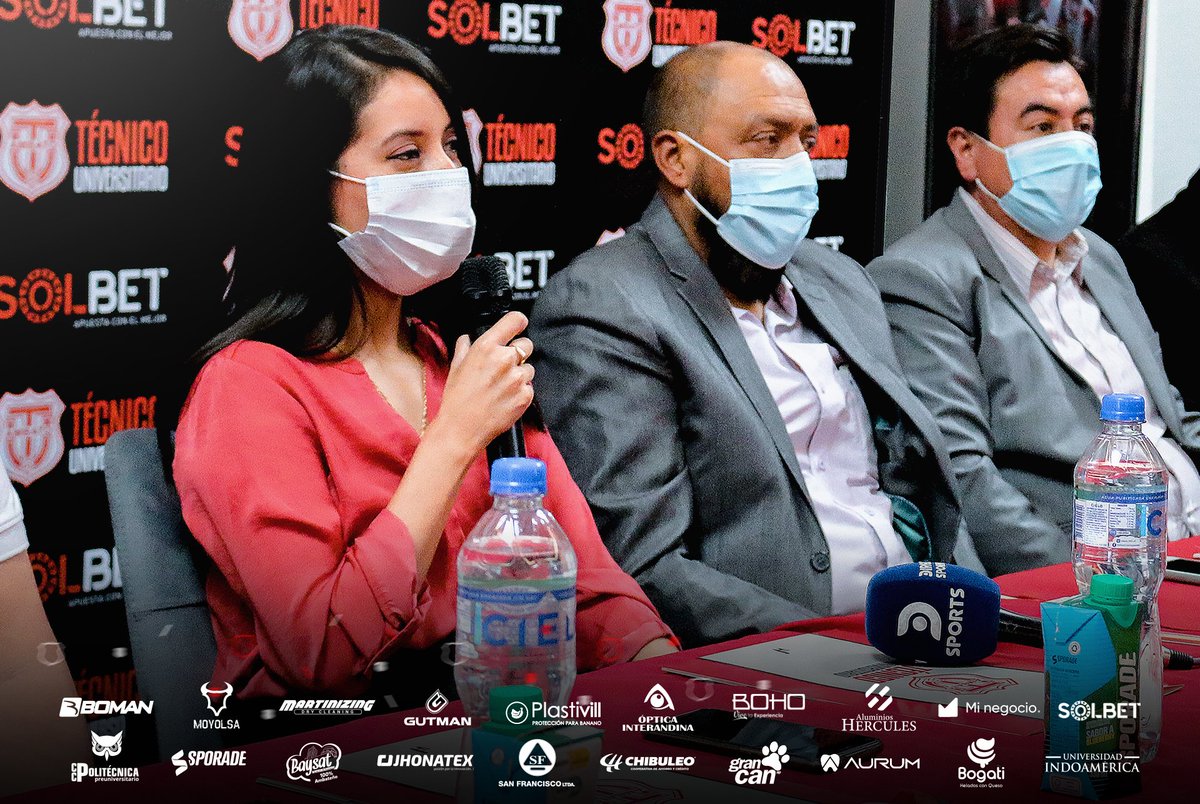 TecnicoUOficial's tweet photo. #PartnersRodillo
Postales de la firma de convenio con nuestro nuevo #PartnerAlbirrojo @SolbetLatam 📲💻📈🇦🇹 para la temporada 2022. 📸⚽️
#TécnicoPresente https://t.co/wt8VNGbkaK