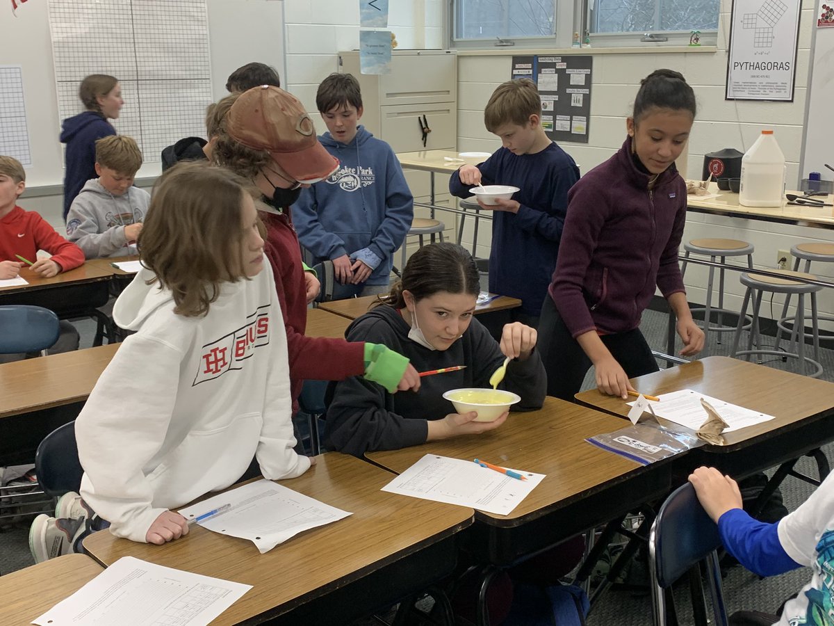 KennethDunlap1's tweet photo. Part 2 of our Slime Lab.  What happens to the stretchiness of slime when you adjust the ratio of glue to contact lens solution? https://t.co/VBNwp4OR2s
