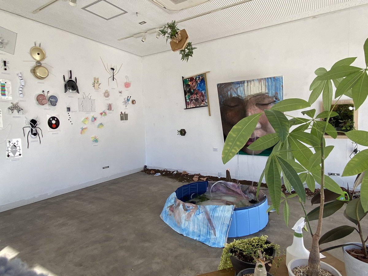 企画展「虹をあつめろ」
本日最終日です！
入試準備のため展示時間は12：00までとなります。
ぜひご覧下さい❗️