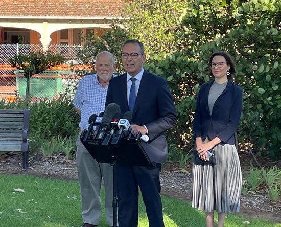 marshall_steven's tweet image. 23 days until #SAVotes
There is a clear choice.

A re-elected Marshall Liberal Government will continue strengthening our health system with extra beds at the Repat, Lyell McEwin &amp;amp; Modbury hospitals, plus a bigger ED at Noarlunga. 

We’re building a stronger future.