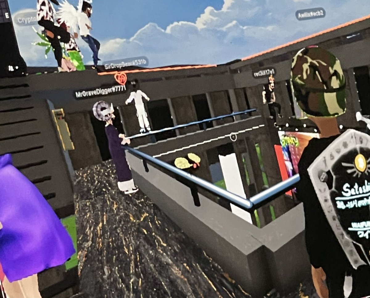 tinyflykingdom's tweet photo. Grinding the bar at the parcel party 🤪 #decentraland #dcl #tinyfly https://t.co/BXIxF5g6Kg