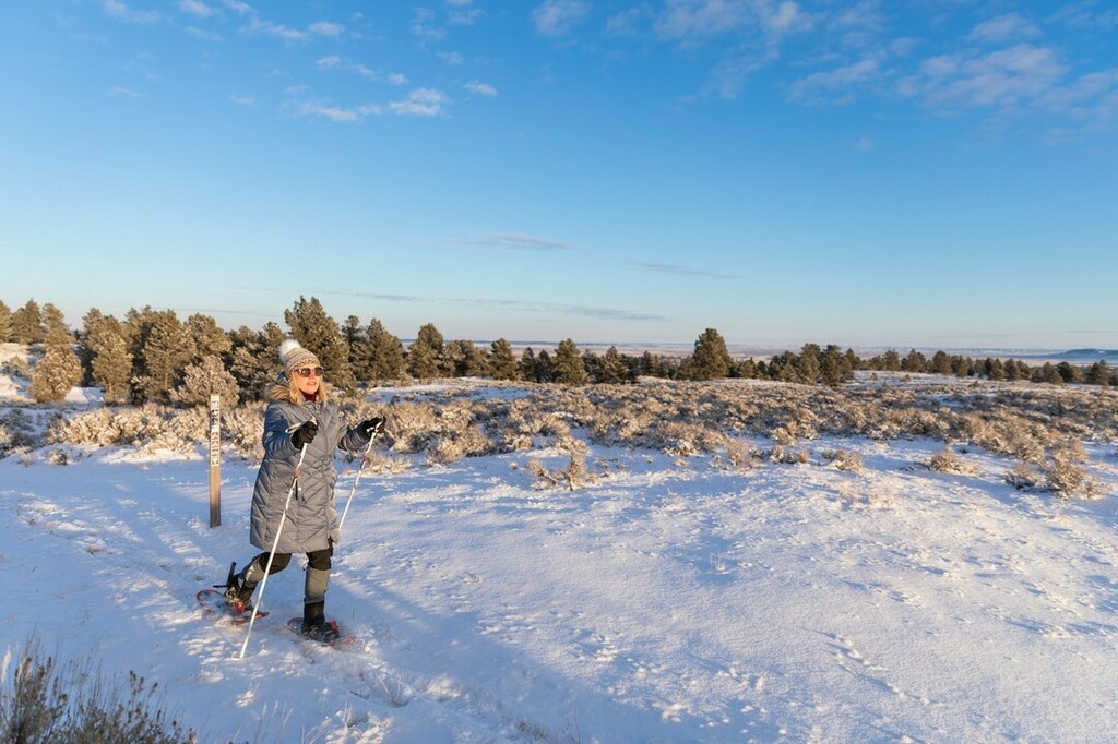 visitsemontana's tweet photo. Strap on your snowshoes because we’ve got the ❄! With several trails throughout the region, you won’t have problem finding a Winter Wonderland to explore.

📍 Acton Recreation Area
#SoutheastMT #MySEMT #OutHereMT #Snowshoeing #Montana https://t.co/2JMw383GyI https://t.co/XVHkKDztSi