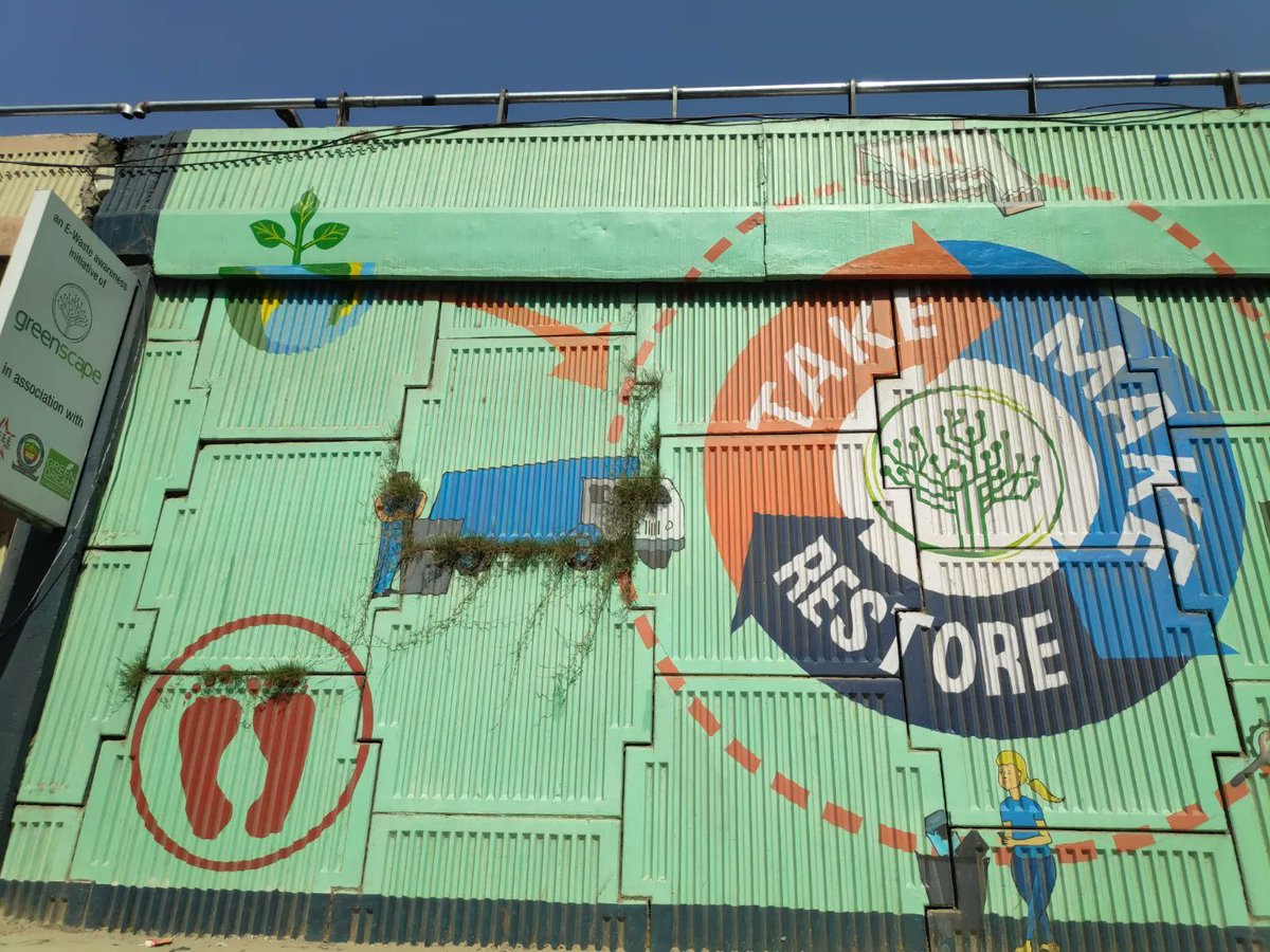harameco's tweet photo. 𝐃𝐎𝐎𝐁 𝐆𝐑𝐀𝐒𝐒 𝐁𝐄 𝐋𝐈𝐊𝐄...
Bitch, tu #CSRfunding se banale preachy public art. Attention toh mujhpe hi aani hai.
#UrbanWeed
#CynodonDactylon
#GuerrillaGardening
#GuerrillaMarketing https://t.co/5xtt7nUN2R