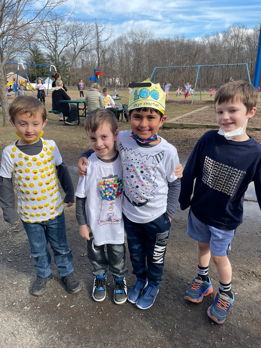 Miss Seliga tweet media