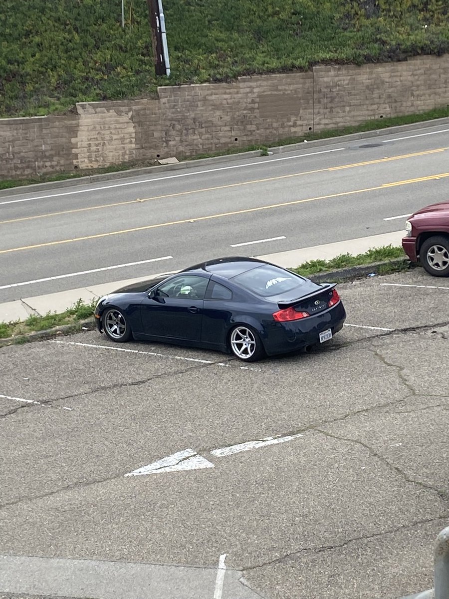tidql's tweet photo. @Qrisys Bad car always broken https://t.co/MUokDOIfgT