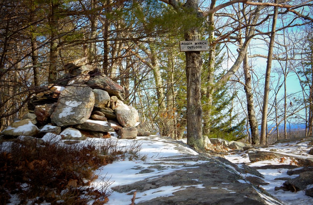 Last hike before the next storm on the Wapack Trail in New Hampshire.
#hiking #nature