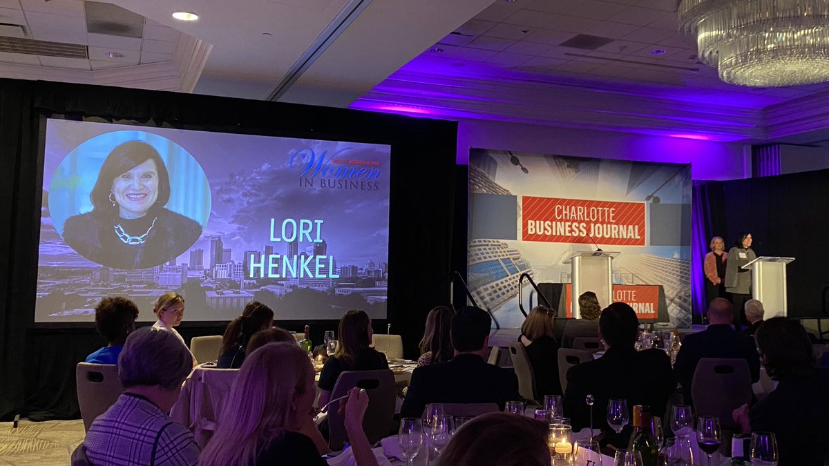 Dianne_C_Bailey's tweet photo. Congrats to @BofA_News @lori_henkel, honored tonight as a @CBJnewsroom #WomeninBusiness Achievement awardee!! 🏆 https://t.co/gbdGcpVgmy