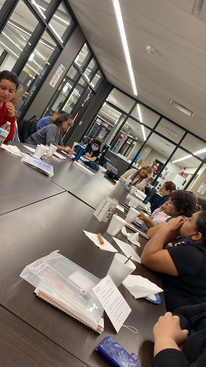 joshgalvan75's tweet photo. Morton east parent book club every Wednesday night from 6-8  #mortonpride #orgullomorton https://t.co/2zuImUlWmo