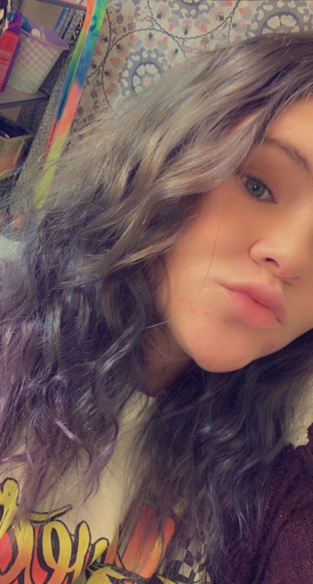 Amandachrkst's tweet photo. Just bored looking for some people to come have fun with me on onlyfans🥵💖💖 https://t.co/XSik5mlnto
