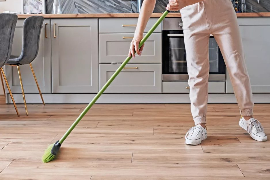 bbvsea's tweet photo. Have you swept the floor today? 

#NFT #NFTs #ToTheNeptune https://t.co/UFiuXcl5sb