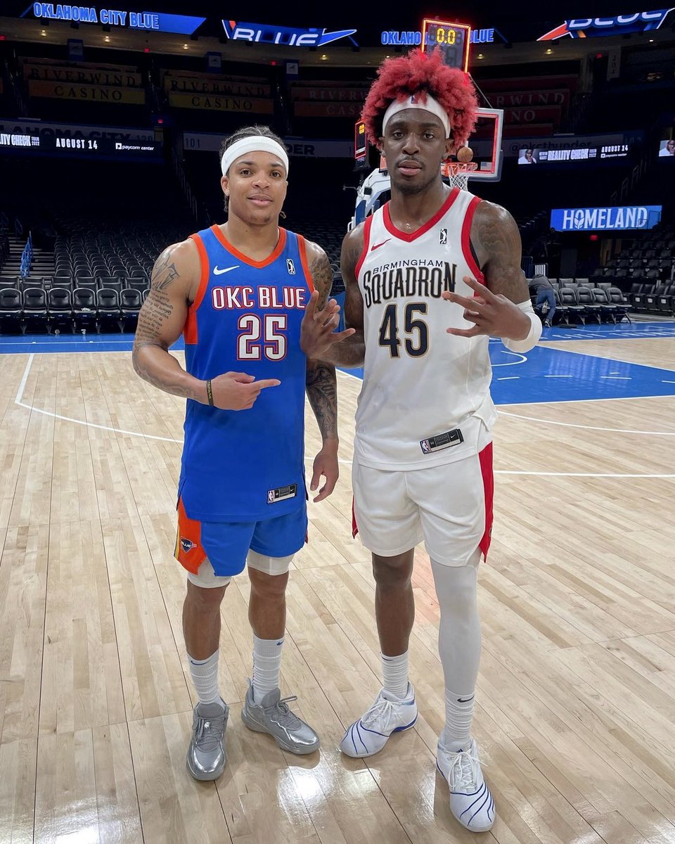 Sun Devils for life 🔱❤️‍🔥

(via <a href="/robedwardss2/">Rob Edwards</a>)