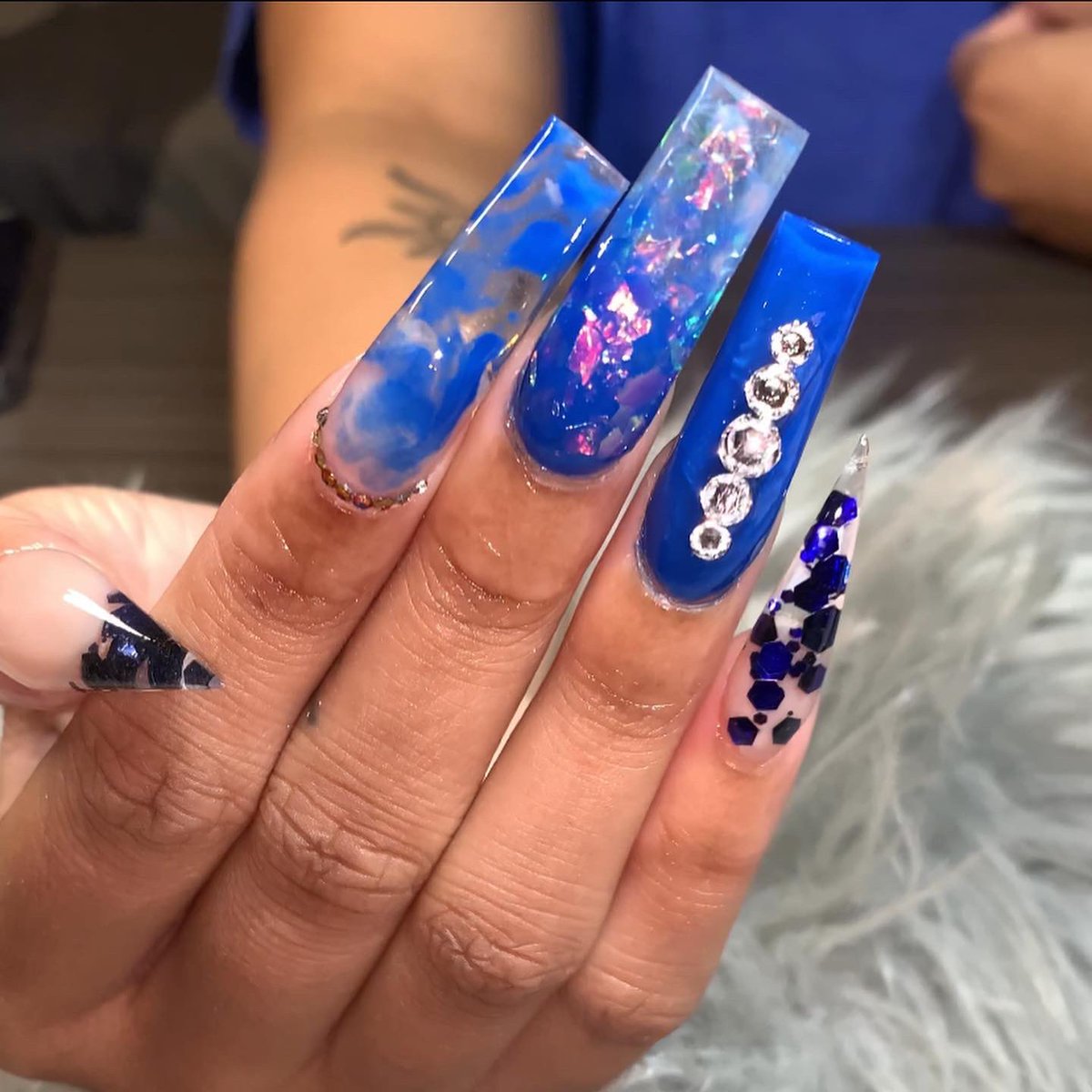 _amiyadabrat's tweet photo. Blue freestyle ๐๐ #uwg #uwgnails https://t.co/3UIHyDtxlV