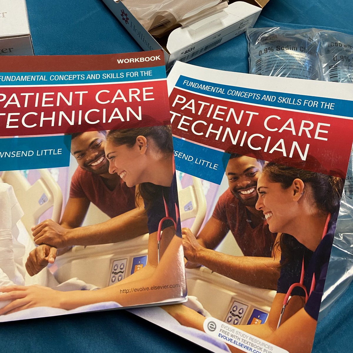 LoweTyesha's tweet photo. Taking our HealthSci POS to the next level with #Kaduceus Patient Care Technician curriculum resources. Thanks @ar_kaduceus for such a prompt turnaround! @KaduceusInc #STEMspired @CTEinCHISD @WhittShay https://t.co/HN2MpEMMUt