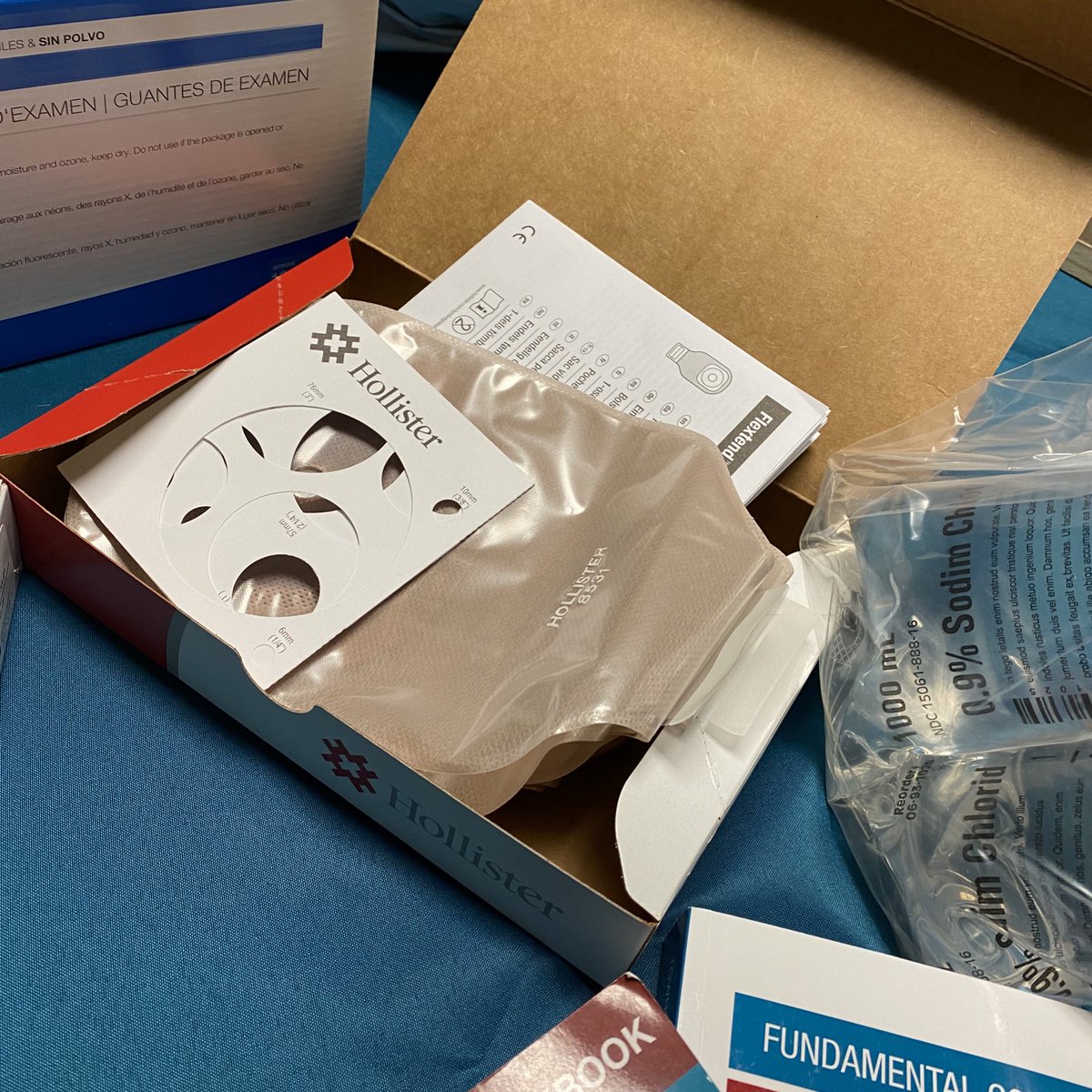 LoweTyesha's tweet photo. Taking our HealthSci POS to the next level with #Kaduceus Patient Care Technician curriculum resources. Thanks @ar_kaduceus for such a prompt turnaround! @KaduceusInc #STEMspired @CTEinCHISD @WhittShay https://t.co/HN2MpEMMUt