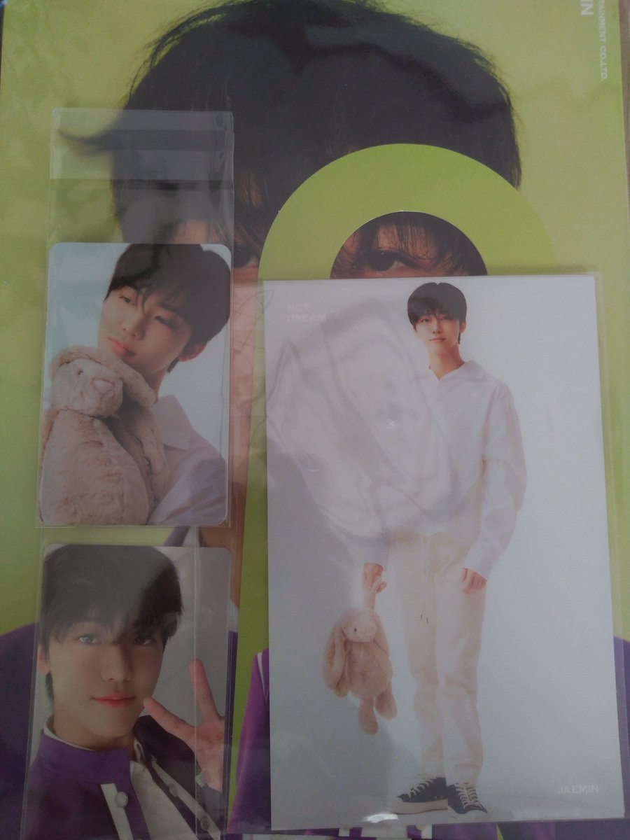 pagwaldas's tweet photo. 💌 #jamsalamat @jamnotjaem 

— hi jam! thnk you for selling me this jaemin sg set + jaemin smtown pob &amp;  for accommodating my request. stay safe 💫 https://t.co/v2Igk0X6EZ