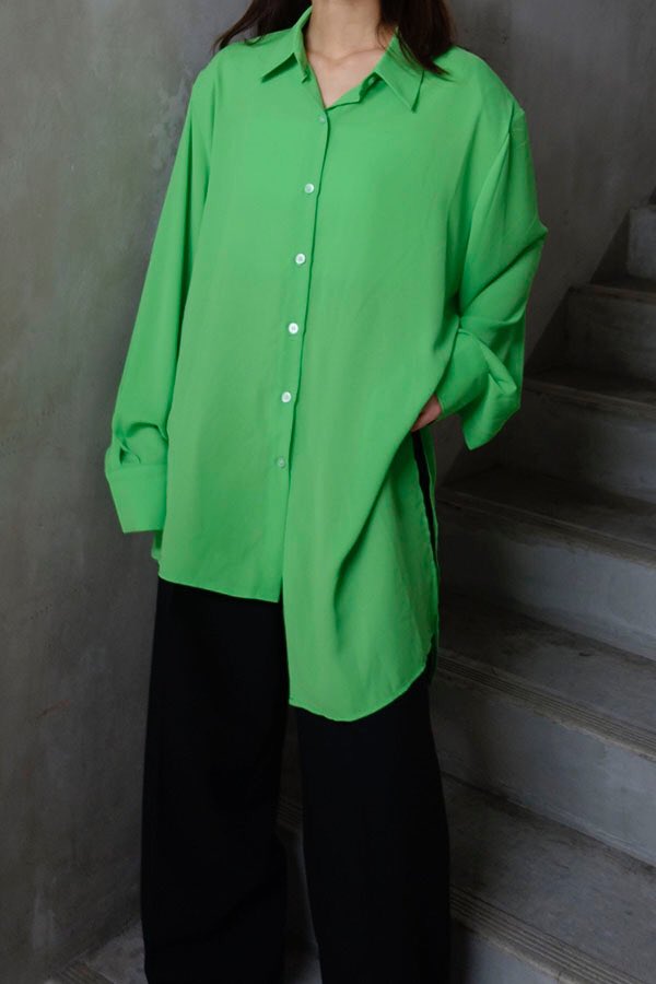 OFFICIALANNAHL's tweet photo. .
NEW ARRIVAL 
2/25 13:00-発売
. 
【 Color Sheer Blouse 】
BLK, GRN
¥9,350(in tax)
.
.
#annahl https://t.co/rJXbDD3tCO