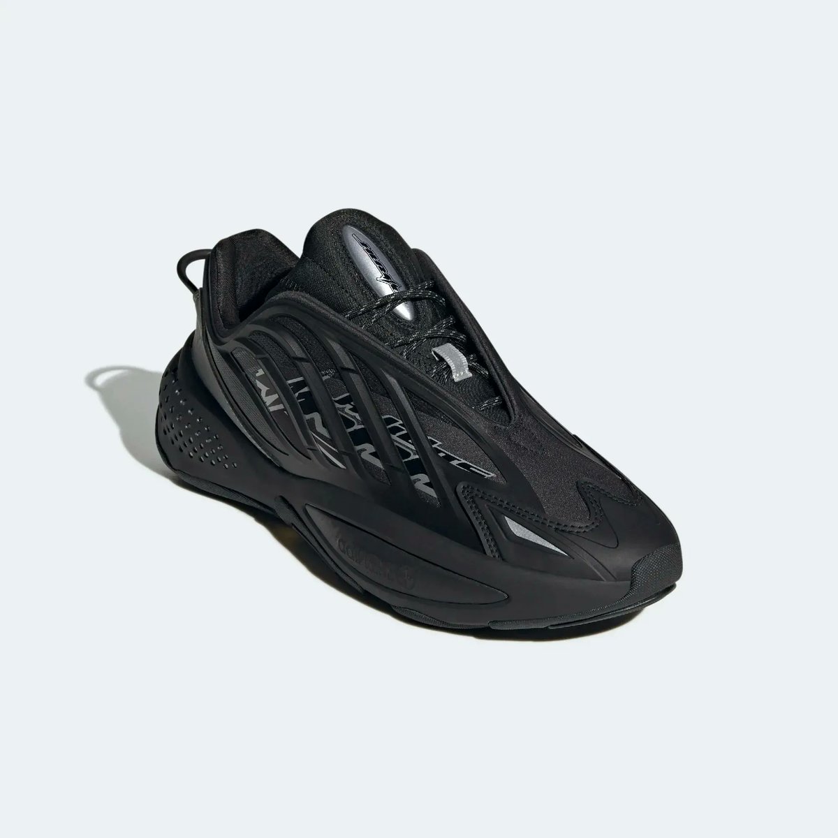 KicksFinder's tweet photo. Ad: ICYMI, the Guccimaze x adidas Ozrah dropped today. Available via adidas US
$140 + FREE shipping and returns 

>> https://t.co/zPEbitZ8lL https://t.co/my4fHG5dHt