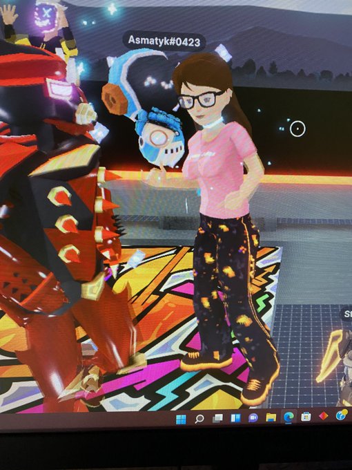 Partying with DCL friends at Parcel Party-120,-150 @lyssin3d @DCLBabyDolls @filixthefox @wetfu60 @MetaCoast<a href="/tag/findingwhimsy"class="tags"><span>#findingwhimsy</span></a>