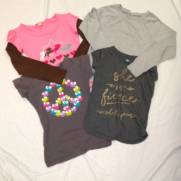 ShonelleBest's tweet photo. So good I had to share! Check out all the items I'm loving on @Poshmarkapp #poshmark #fashion #style #shopmycloset #terez: https://t.co/Bmv8FzZykX https://t.co/ess3aaUL7M