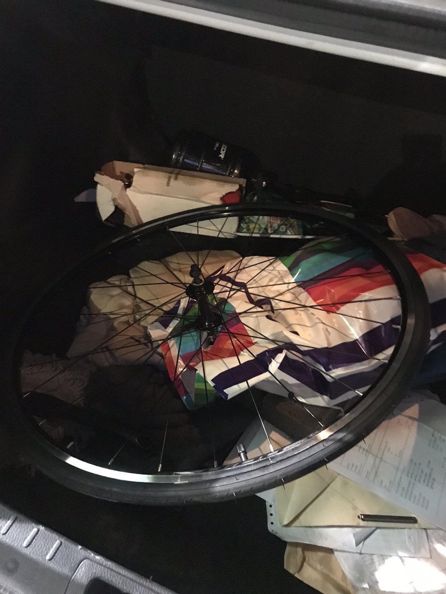 KarloRefugio's tweet photo. @robsrime @Sean_Cody_Com I remember a friend of mine I accompanied him bought a road bike🤣🤣🤣two days ago…maybe he does same you did🤣🤣🤣your thought?  I’m thinking to borrow his bike too🤣🤣🤣 https://t.co/KoBY0xKGMo
