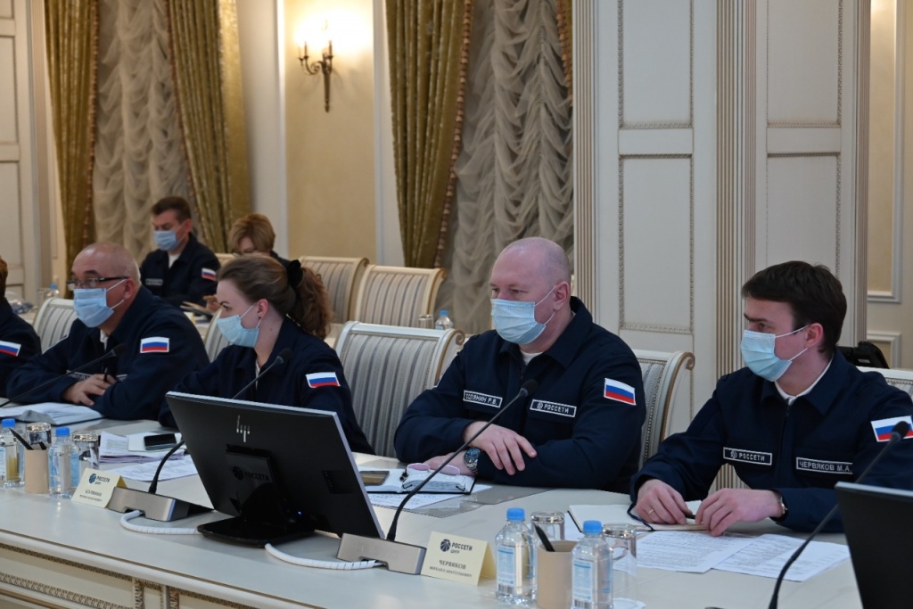 rosseti_centr's tweet photo. Игорь Маковский провел экстренное заседание Штаба «Россети Центр» и «Россети Центр и Приволжье»
https://t.co/pYxLymHxfa https://t.co/riMELm1Y3s