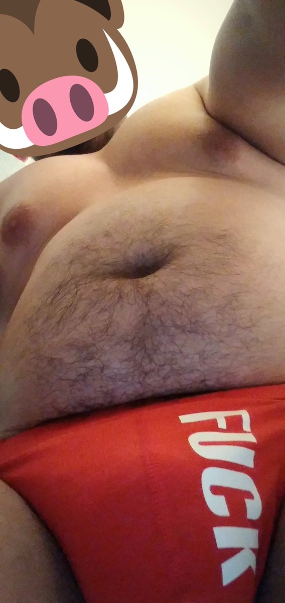 Mr_Oinks's tweet photo. Hey there
, it's #ThirstyThursday, and daddy aint talking about drinkin... now get up and get yerself to work🐗
#beefygay #bara #chubbymen #musclebear #realbara #Roadhog #nsfwtwt #daddy https://t.co/80LhmLd2z1