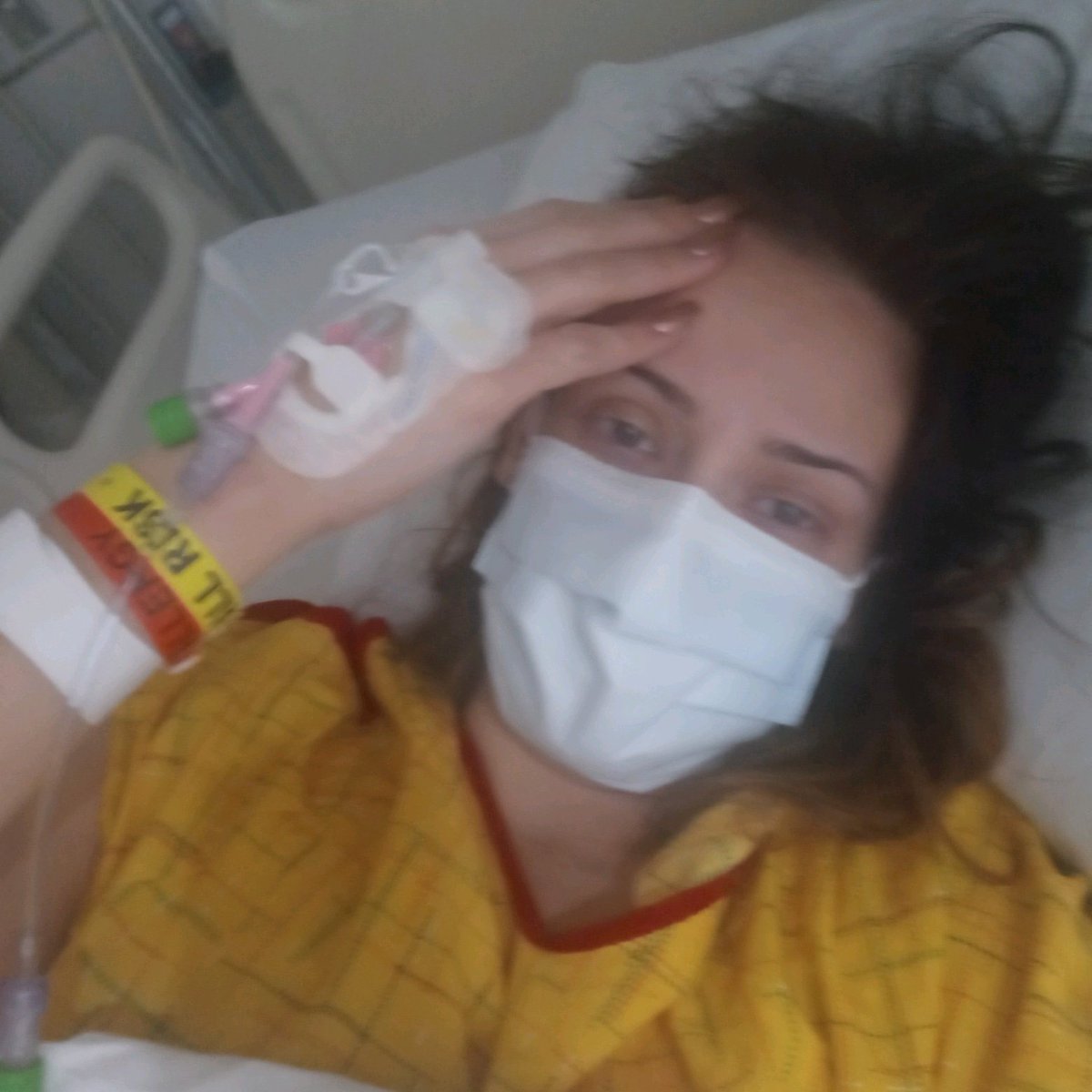 MadisonCarly26's tweet photo. Apologies for the lack of jokes the past couple days (and probably next couple days), I was attacked on the subway and have been in the hospital recovering. https://t.co/Ra7GZFgIQG