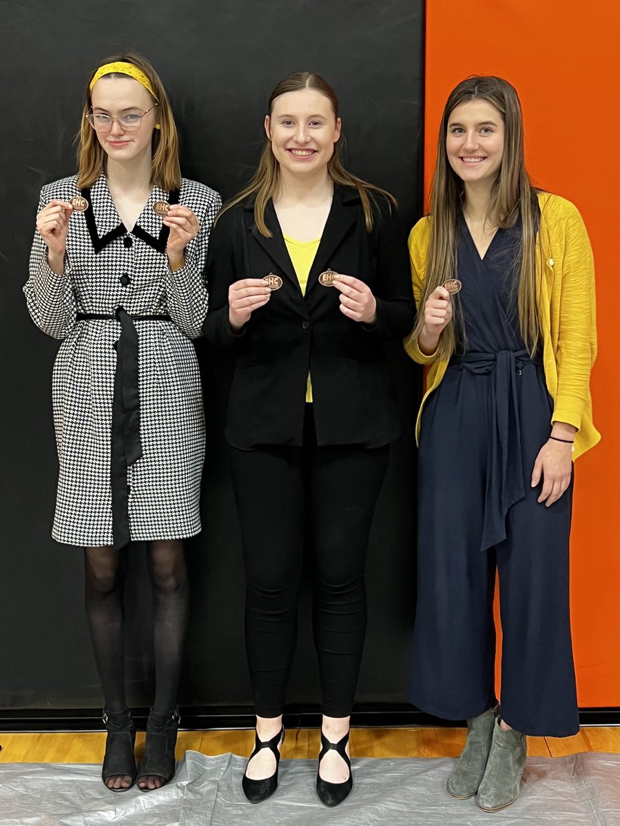 SCSActivities's tweet photo. EHC West Division

 ◦ Faatimah Kouatli- 6th place in Informative and 4th place in Persuasive. 
 ◦ Shelby Jenkinson 5th place in Poetry and 5th place in Persuasive. 
 ◦ Audra Melcher 4th in Serious Prose. 

Placed 5th as a team

#MustangPride🐴📚 https://t.co/HSwM8g4H1K