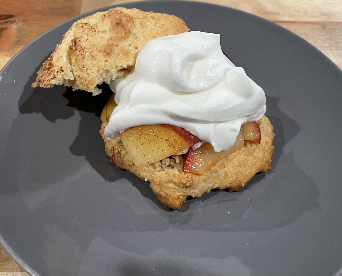 Decided to go differently this shortcake round and I went with red plumbs and sweetened them all up #food #shortcake #plumb #StrayStrong #yum #biscuitheaven