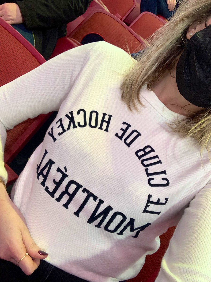 samanthalrogers's tweet photo. Don’t worry, also repping my #Habbies https://t.co/kh4Pr5xcGx