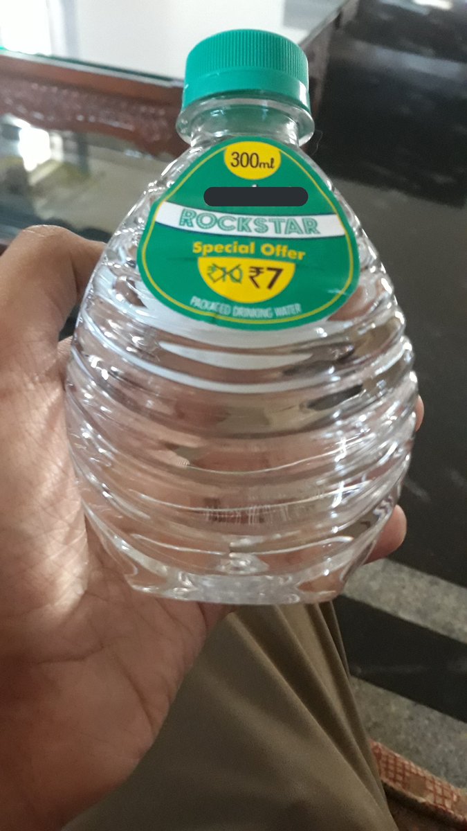 Hydr0Arch03's tweet photo. Funny looking bottle https://t.co/9cMhVfxyZ2