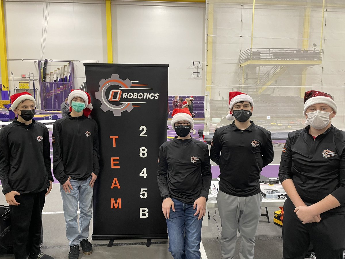 osseo_robotics's tweet photo. Congratulations to teams #279A &amp; #279D along with #2845A &amp; #2845B who will be representing Osseo Middle &amp; Senior High at the VEX State Robotics tournament in St. Cloud, MN March 3 &amp; 4. #osseoexcellence @OSHorioles @ISD279 @ccxnews @StarTribune https://t.co/gA9uaNe68y