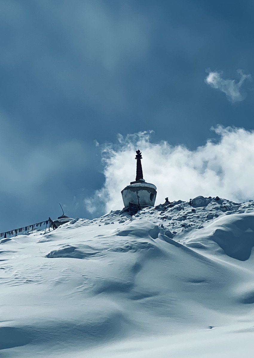 sahuajeet's tweet photo. Tranquil and serene #Rangdum Monastery on #KargilZanskarRoad. Seeing is nirvanic. 

#AmazingLadakh #FacinatingLadakh
#IncredibleIndia
#Hills #NaturalBeauty #amazinglandscapes #amazingspaces #BUCKETLIST 
@santoshsukhdeve https://t.co/Wovy7uNpwg
