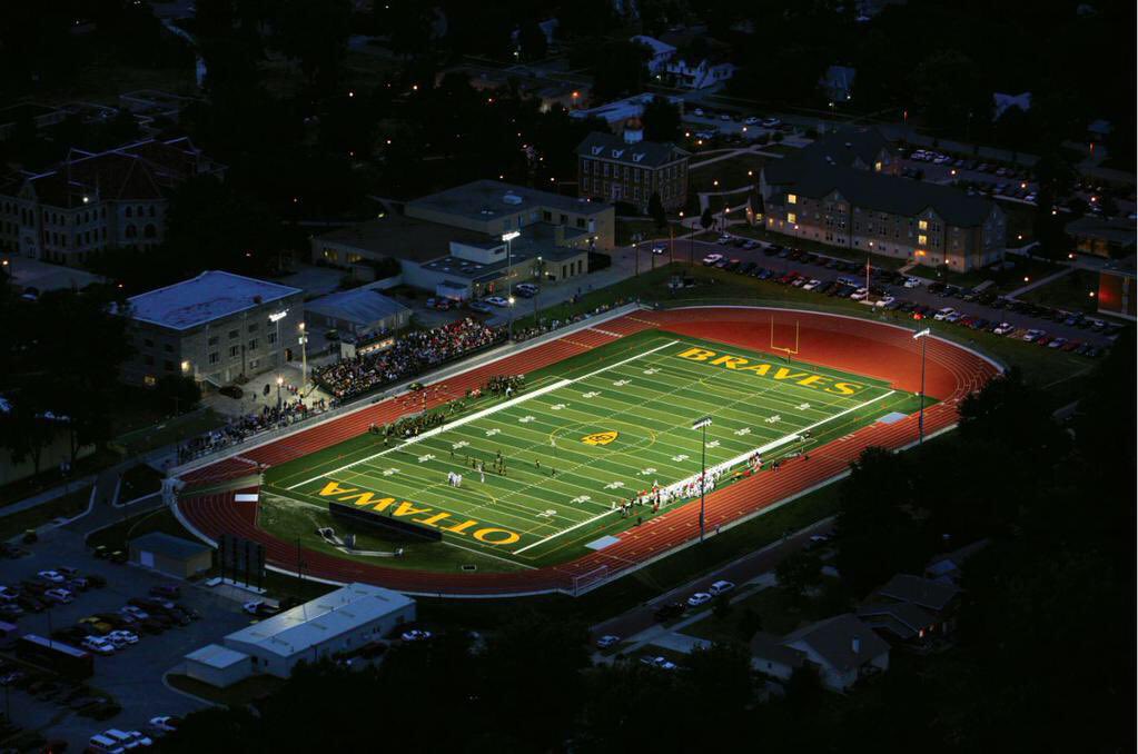 HunterWalle's tweet photo. After talking with @CoachNickDavis, I’m blessed to receive a scholarship offer to further my academic and athletic pursuits at @OttawaUFootball!! #gobraves #agtg https://t.co/qtsAr0HCtu