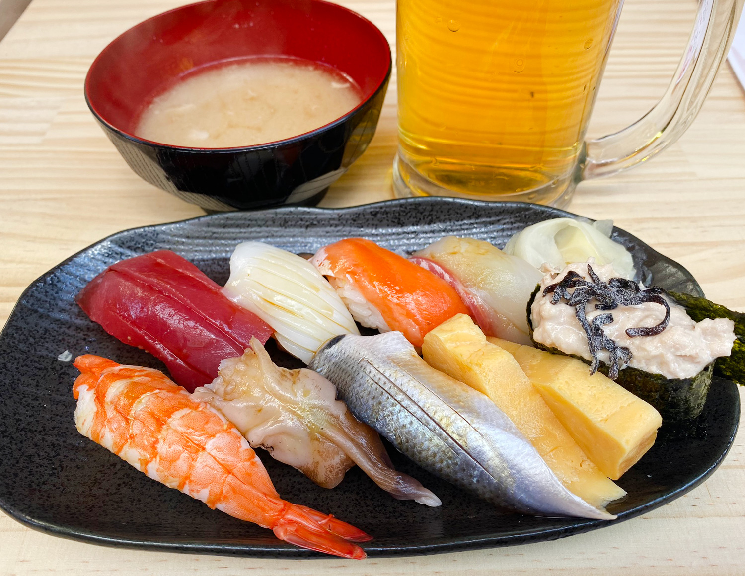 せんべろnet 上野 アメ横二郎 アメ横に昼飲みもできる気軽な立ち食い寿司がオープン T Co Qkiiygl01x 22年2月末迄オープン記念で生ビールなど1杯目が50円 本まぐろ入りの8貫セットが500円になるそうです T Co X8igtb8lh4 Twitter