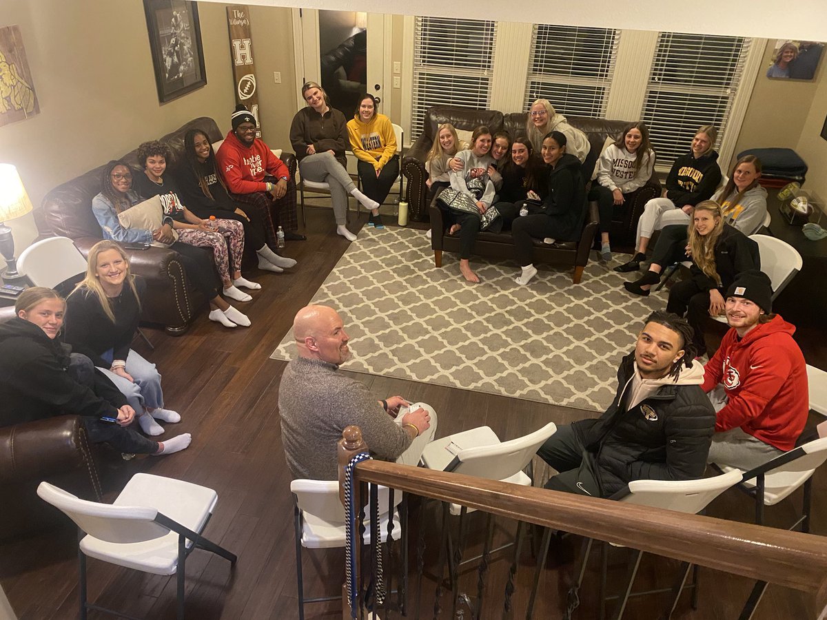 CoachWillie's tweet photo. Great Fellowship and Food Ecclesiastes 4: 9-12  @FCAMoWest  #GodsGrace
@hannaw1415 @aneesa_abdul @Haleyahaack @JonasBennett1 @JGonzo_24 @taylorbristol1 @connorthom24  @trinity_knapp @aneesa_abdul @madisonxc @maliajohnsonnn @shannonpurtle @JonasBennett1 @Chloeamstrong77 @adub9012 https://t.co/oGQHRuEBrA