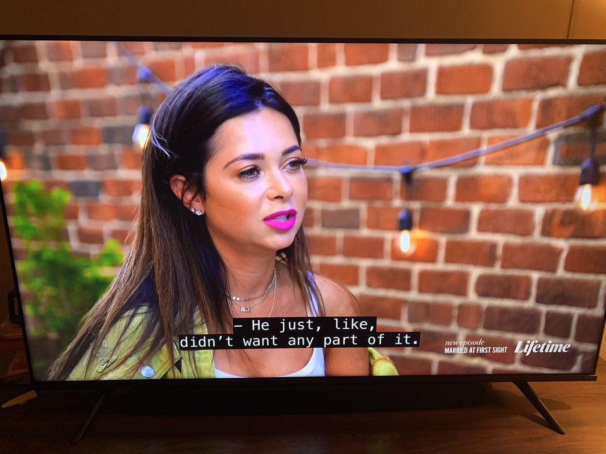 Does she not know this WHOLE thing is aired on national television?? Ain’t nobody believing your delusions Alyssa #MarriedAtFirstSight