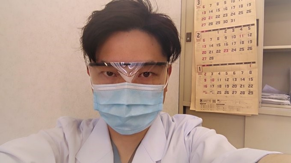 The stroke unit where I work is shut down due to COVID-19 infections.
In order to avoid infection, whenever I examine patients, the SLPs have to wear masks and eye shields.
I know it must be tough for everyone. Hang in there!