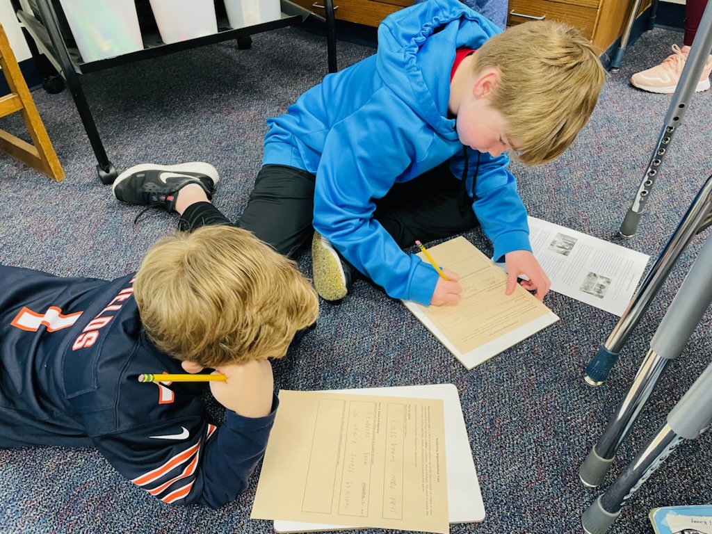 mrsloristine's tweet photo. Analyzing argumentative text. The author claims that “classrooms should have class pets”. Of course, all the kids are convinced it’s a great idea! #mckgo @GlenOaksES #TheGlenOaksWay #MyMISD https://t.co/jzzW63fV1A