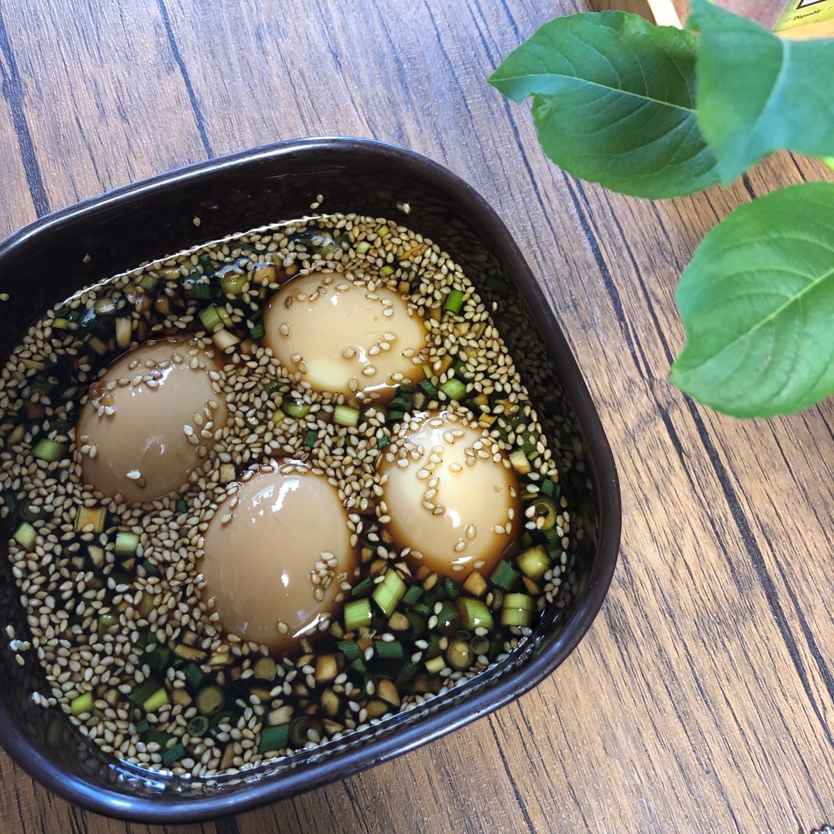 Maiko_Sisters's tweet photo. ヒカキンさんも作っていた😊噂のまやくたまご🥚をシスターズ達が食べたいと言っていたのでつくってみました🤍 https://t.co/BPF1UYXdis