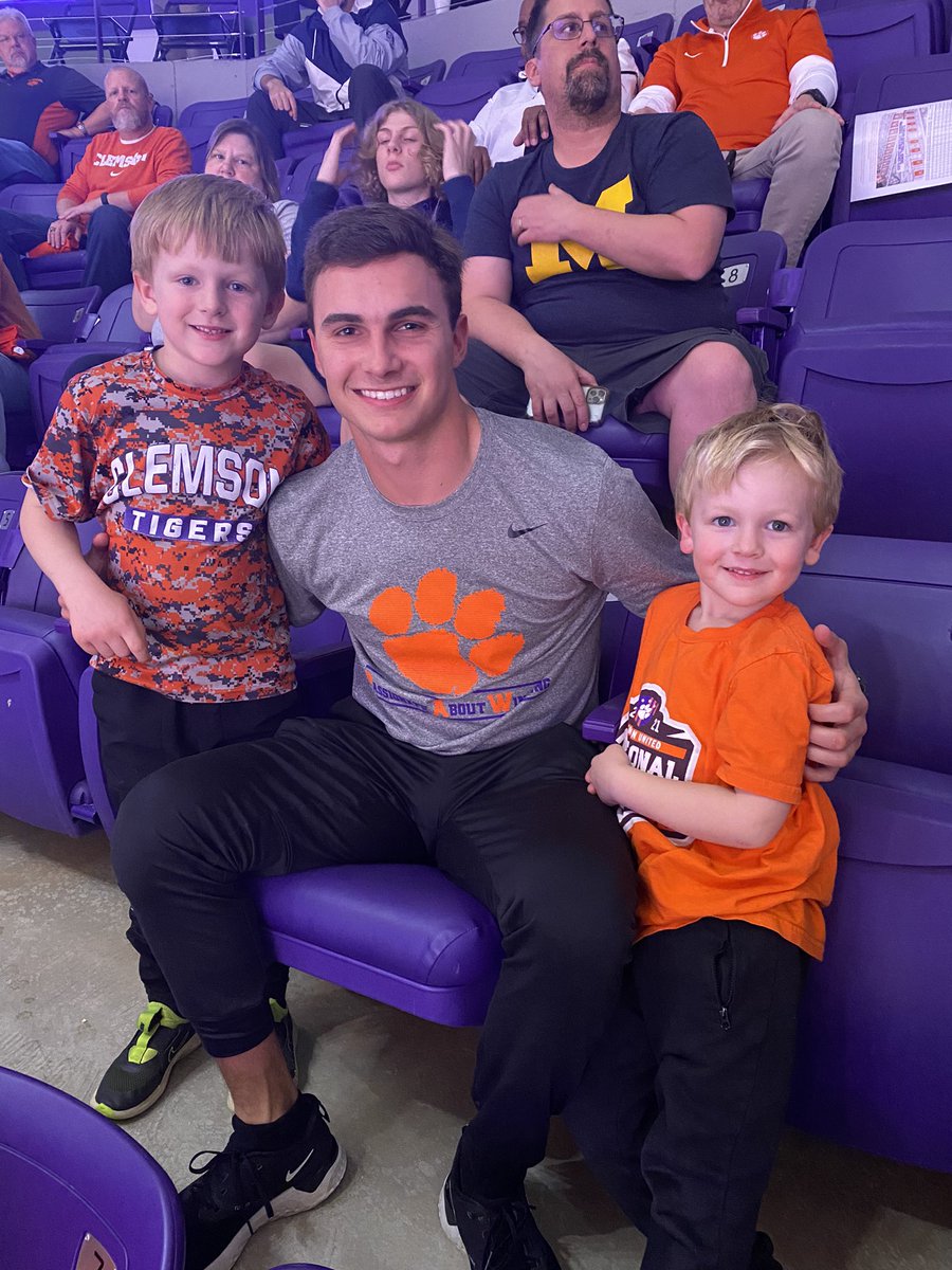 Boys got to see <a href="/CadeKlubnikQB/">Cade Klubnik</a> and <a href="/willtaylor_10/">Will Taylor</a> while <a href="/ClemsonMBB/">Clemson Basketball</a> blasted Wake tonight! Class acts. Looking forward to the season, guys! #GoTigers