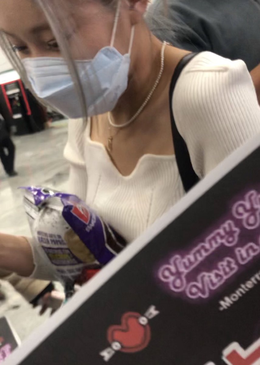 sxa_cxh's tweet photo. good night to our jooe, I hope your health has improved today, I love you🤍
#GoodNightJooe #좋은아침주이 #주이 #Jooe #모모랜드 #MOMOLAND_IN_MEXICO 🇲🇽 #MomolandIsMyStrenght https://t.co/BPOewJ2SeW