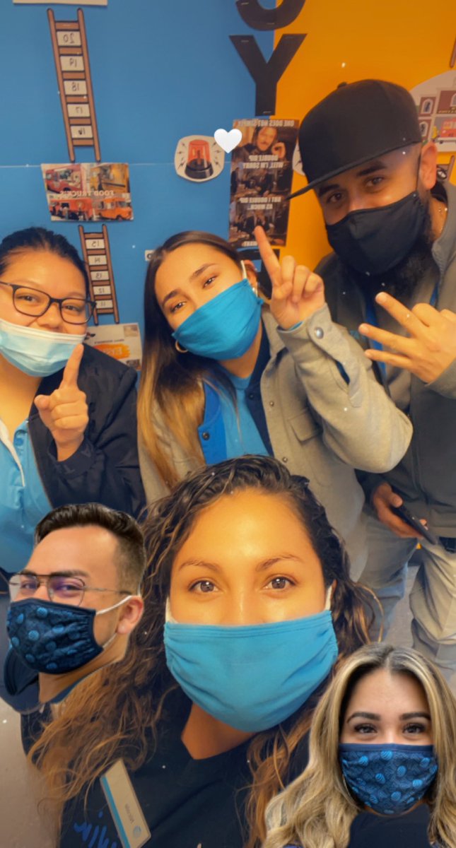 My Odessa Team put 5 CRU’s on the board today! Thank You @Steph_Baeza18 @LeslieArredondc and Jesus! Getting Closer to being business Certified! #ATTBusinessHustlers #ATTNation Grateful for my leaders today, we can’t do this without each other. @adrinquiroz @_patrivk