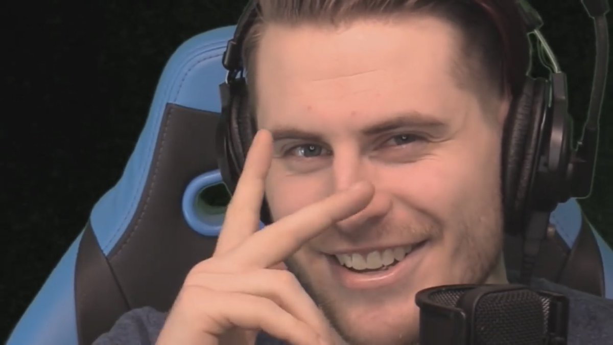HrlyTerroriser's tweet photo. requested by @AllieRantsBBS just a Brian photo dump 😌 -💟 https://t.co/qtfWRHR4LP