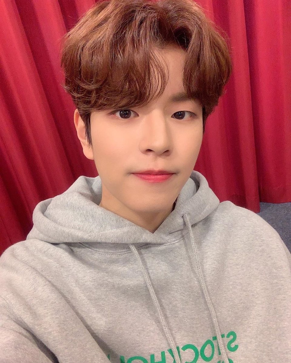 Сынмин stray kids 2022. Сынмин 2021. Ким сынмин stray kids 2020. Сынмин stray kids 2022. Ким сынмин 2020.